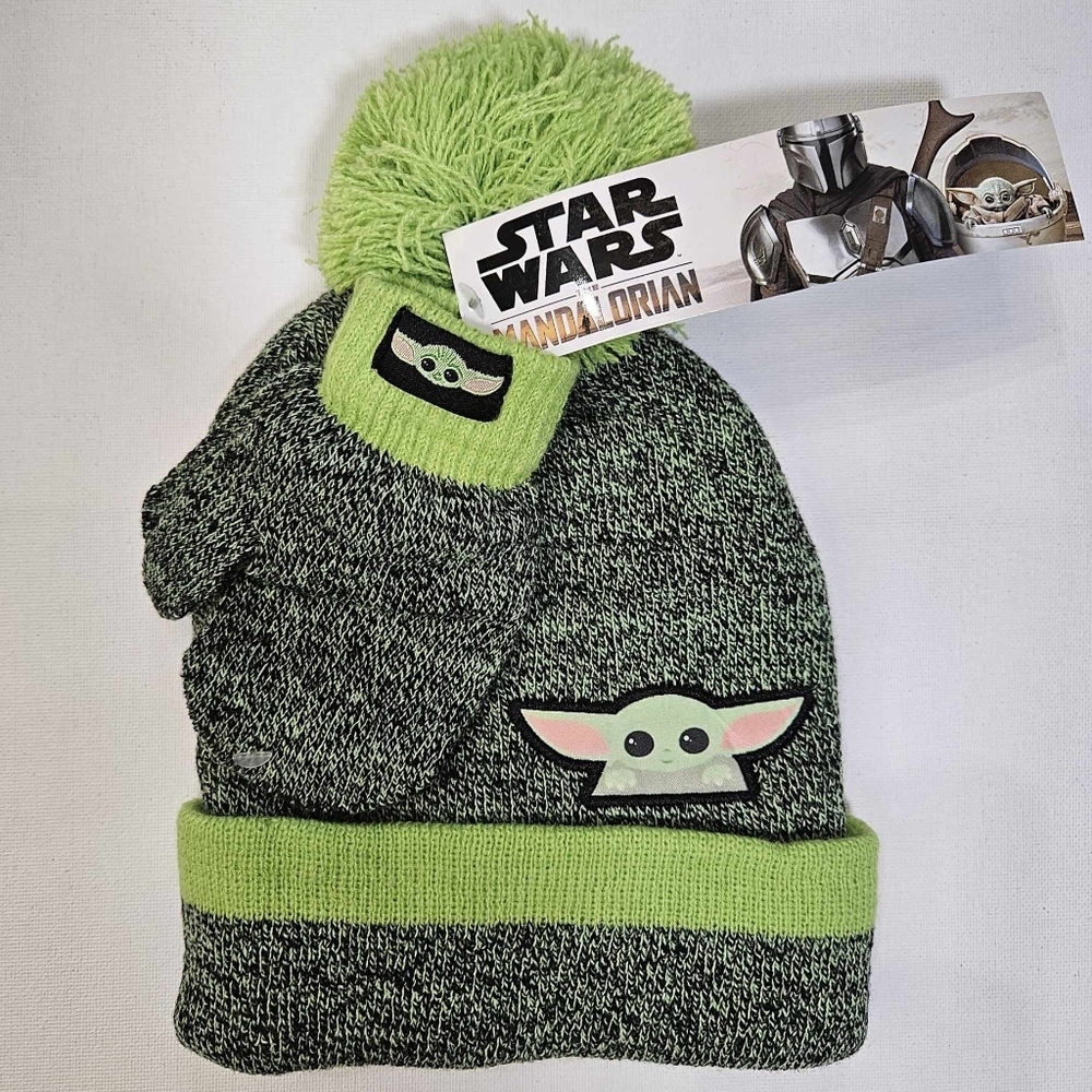 Baby Yoda Kids Hat Cap And Gloves 2T-5T Disney Star Wars Warm Winter Snow Gear